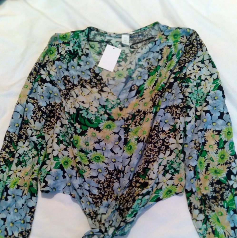 H&M Floral Long Sleeve Tie Front Top